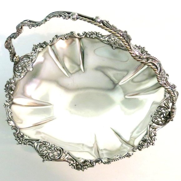 Antique - The Meridan Silver Plate Co. 01663 Bridal Basket - Silver Plate - Picture 9 of 14